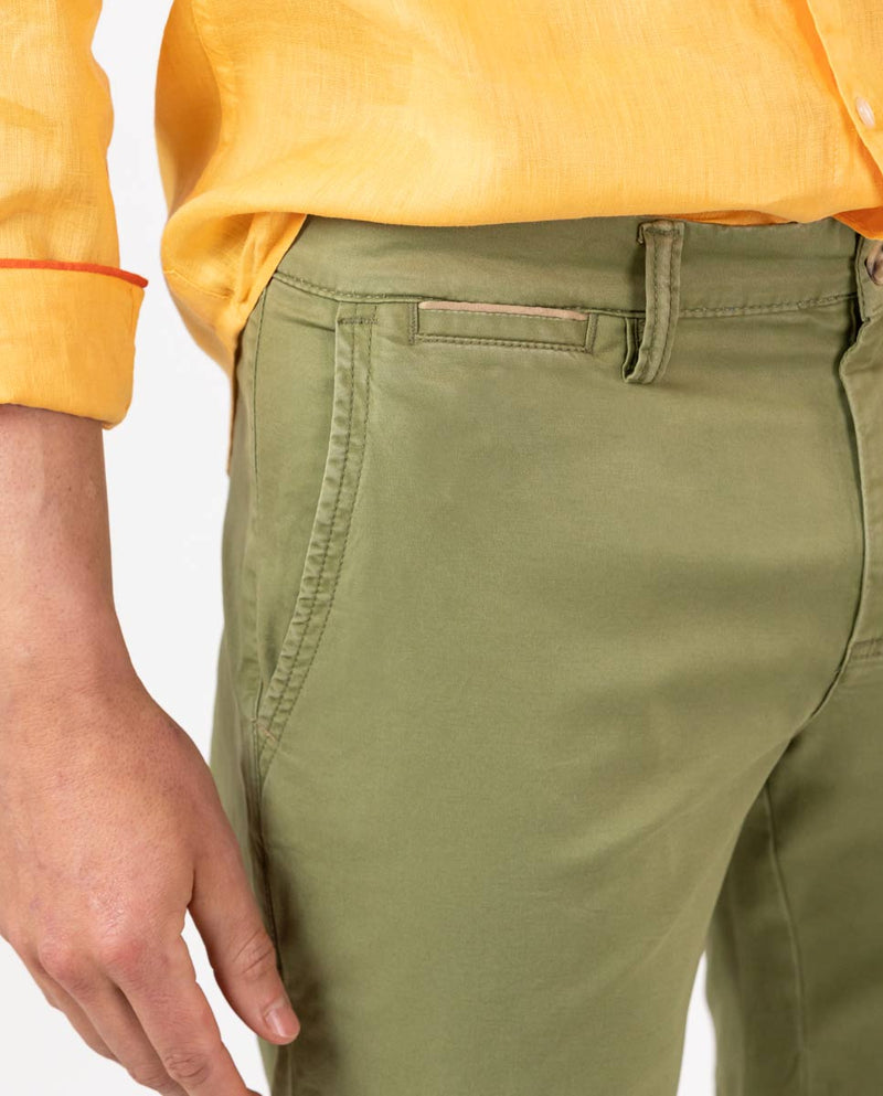 Bermudas Khaki