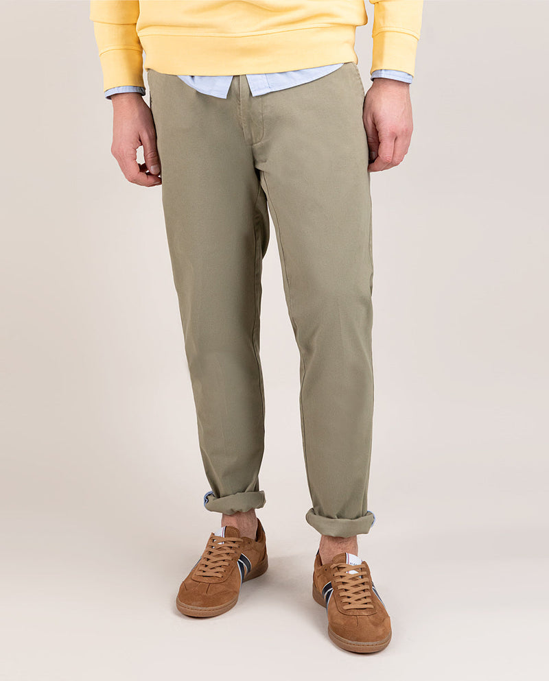 Pantalón Chino Básico Verde
