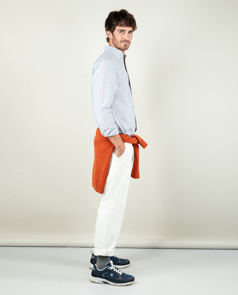 Camisa Oxford Celeste Perfil Rojo