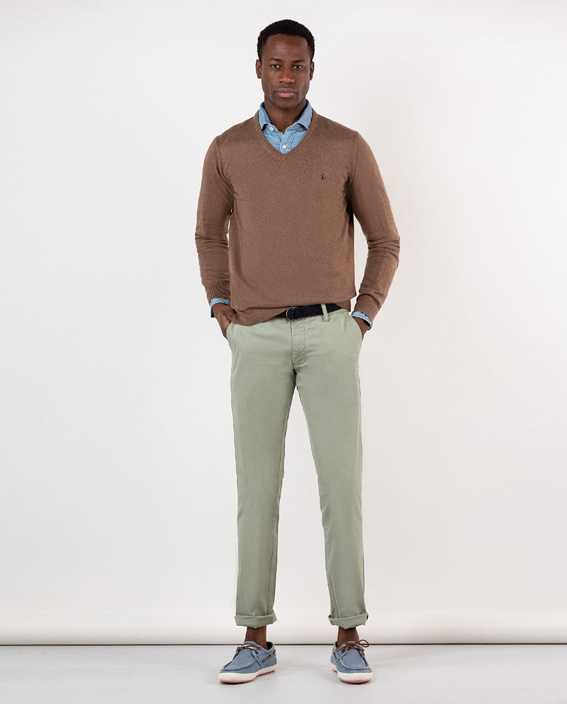 Jersey Cuello Pico Coderas Marrón