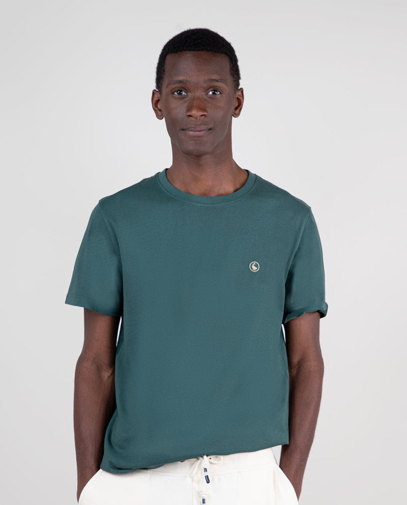 Camiseta Cuello Caja Garment Dyed Verde Pino