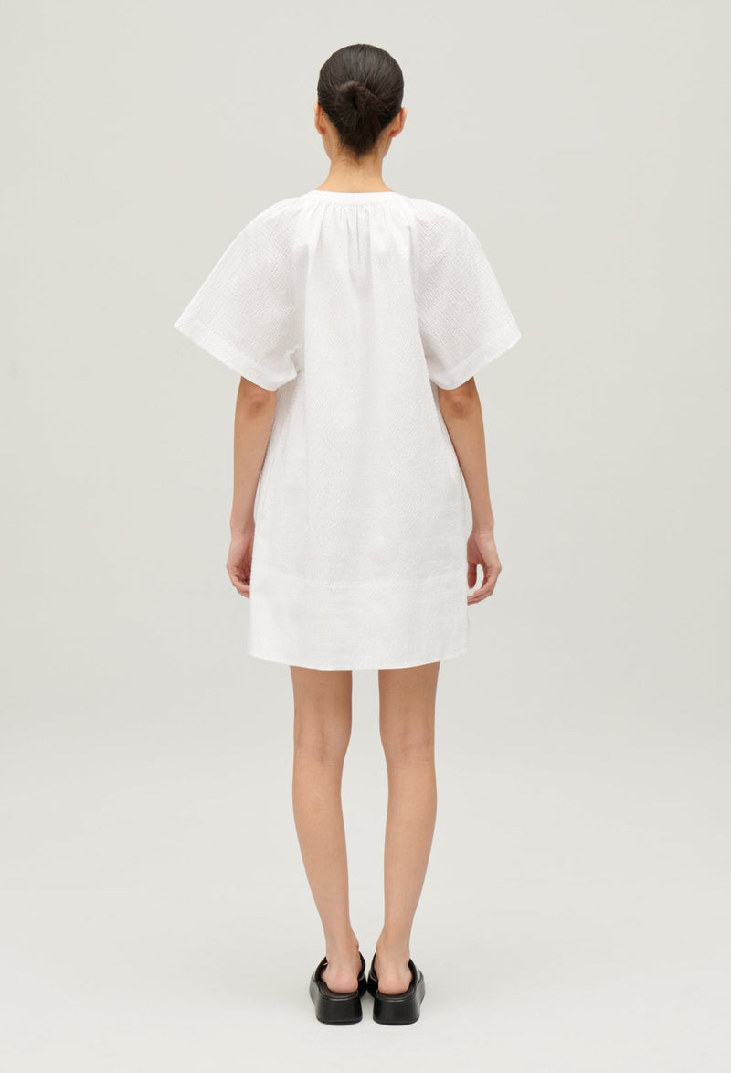 Claudie Pierlot | Vestido corto blanco anudado para mujer.