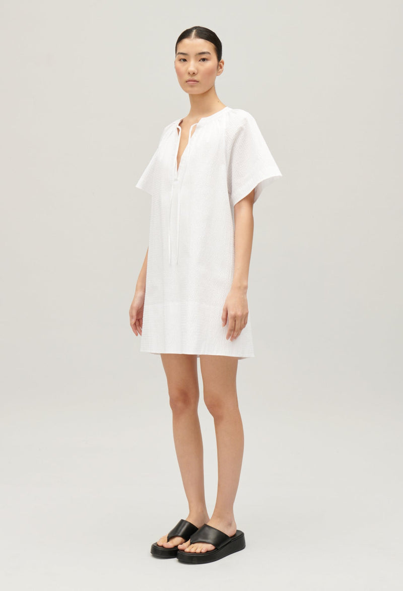 Claudie Pierlot | Vestido corto blanco anudado para mujer.