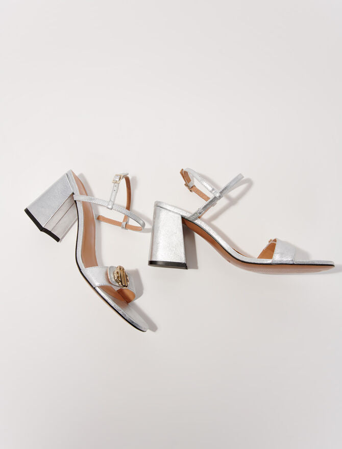 Maje | Sandalias con logotipo Clover para mujer.
