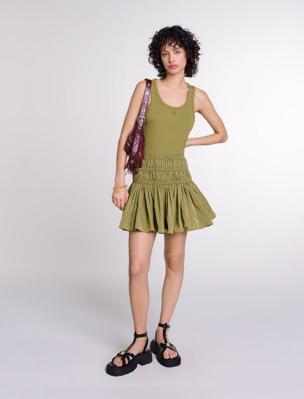 Minifalda corta de tafetán