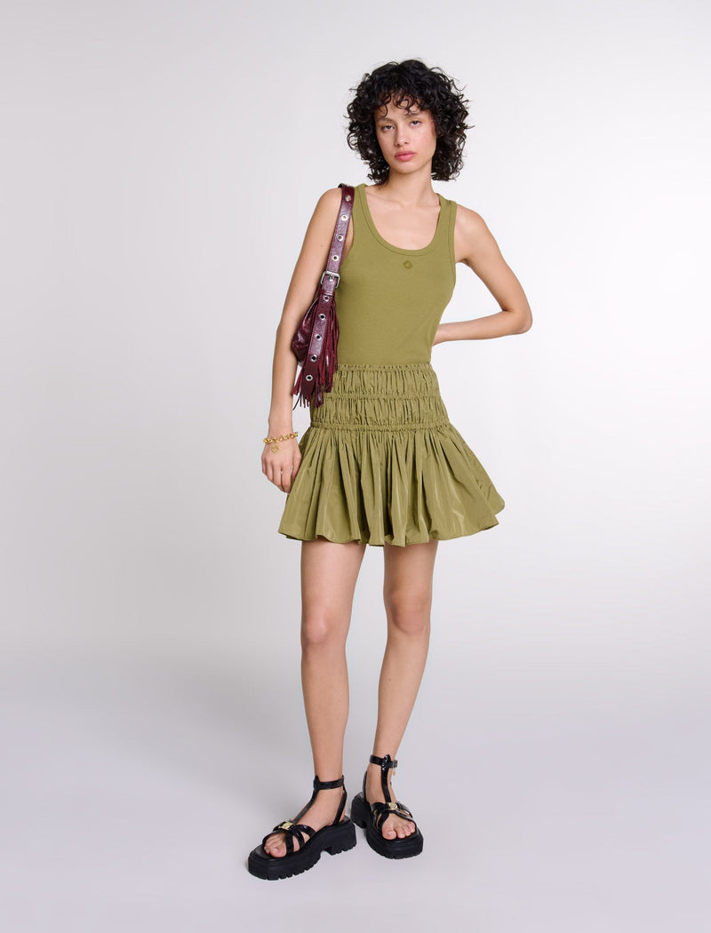 Minifalda corta de tafetán