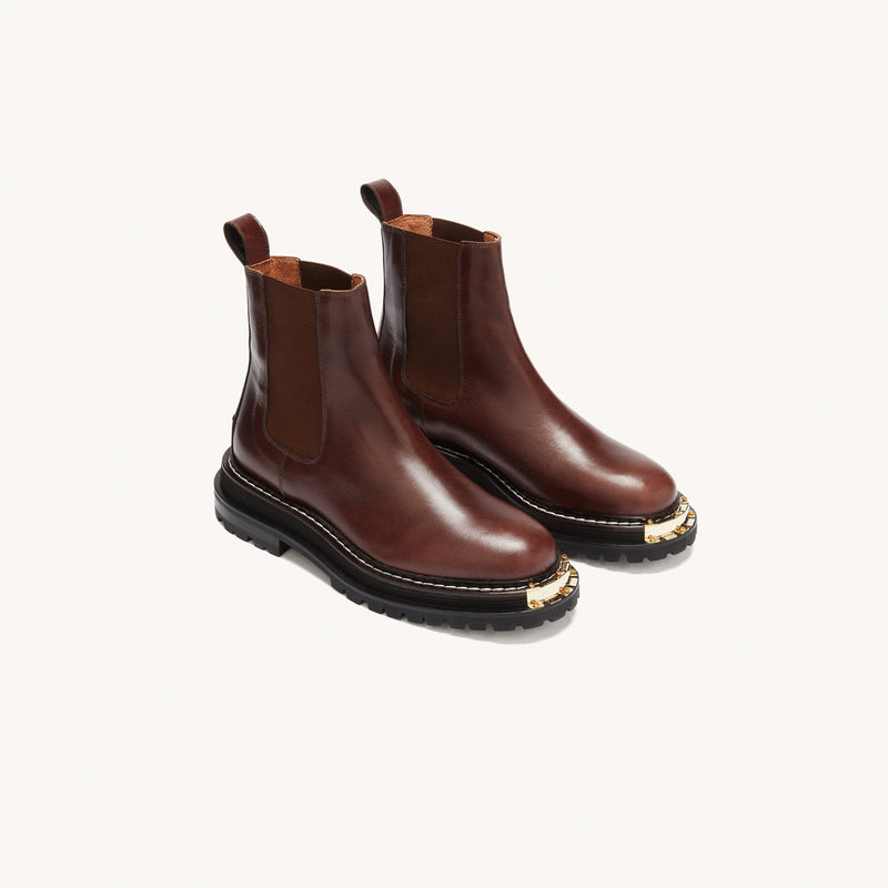 Botas de piel de suela de goma dentada