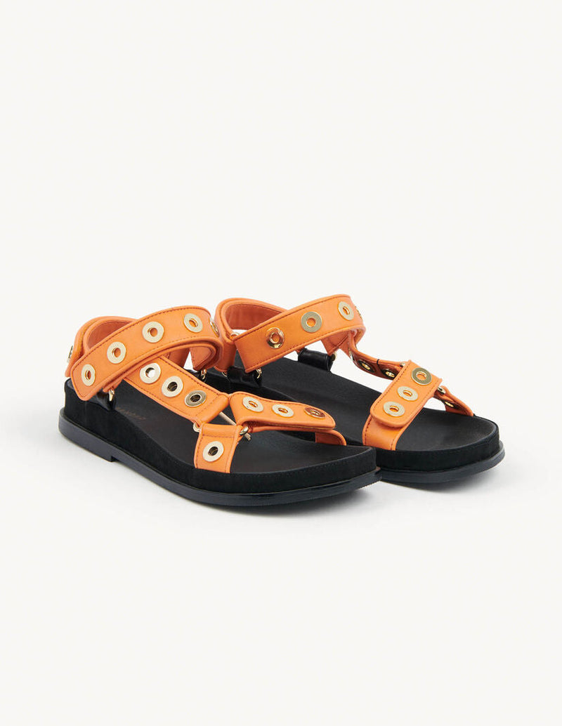 Sandalias con ojales