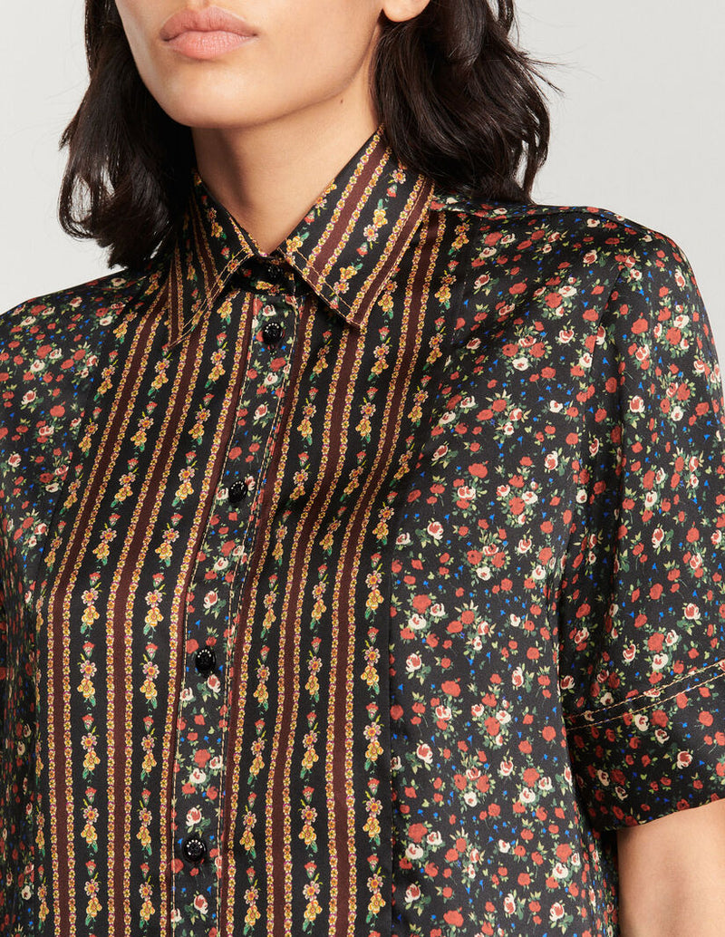 Camisa floral de manga corta