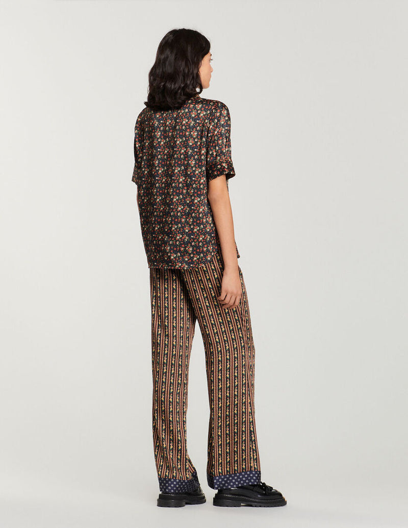Camisa floral de manga corta