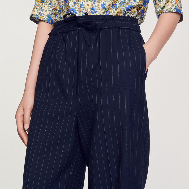 Pantalón ancho de rayas