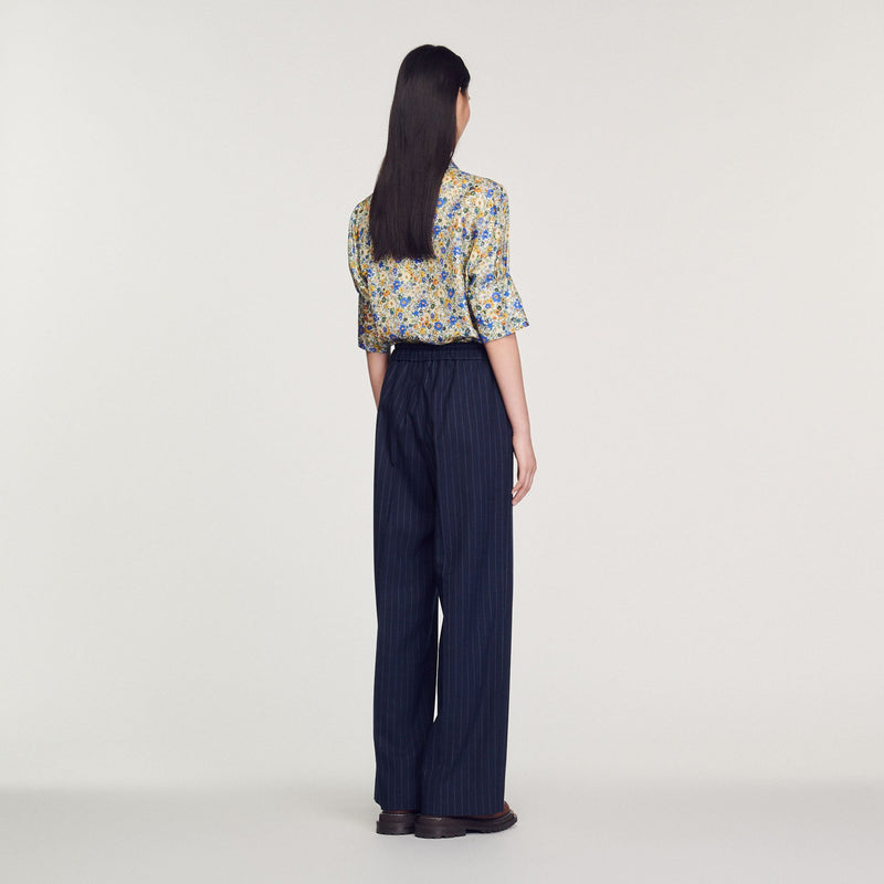 Pantalón ancho de rayas