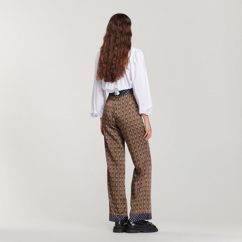 Pantalón fluido de varios estampados