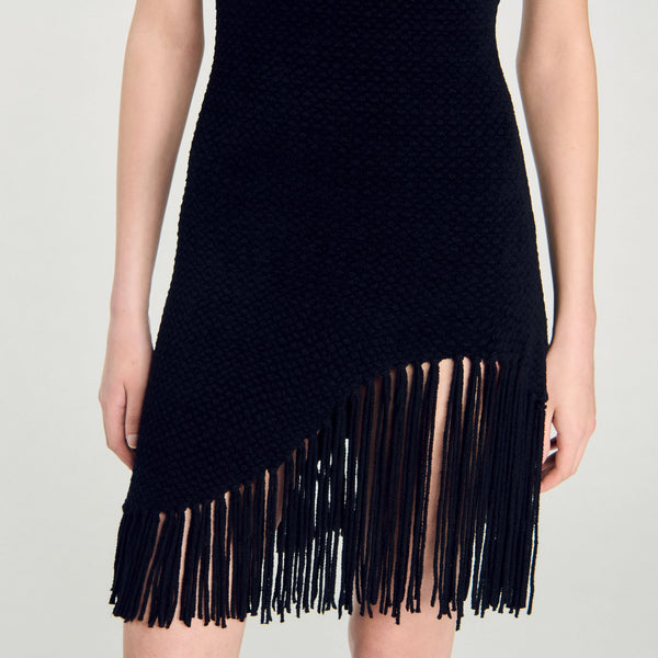 Vestido corto con flecos
