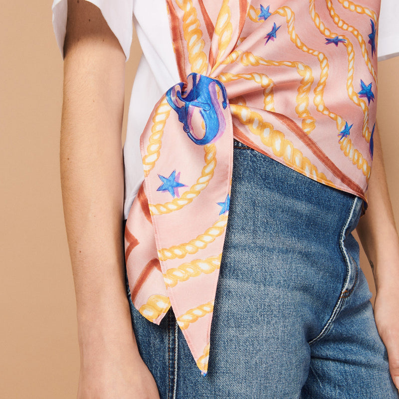 Camiseta con inserto estampado
