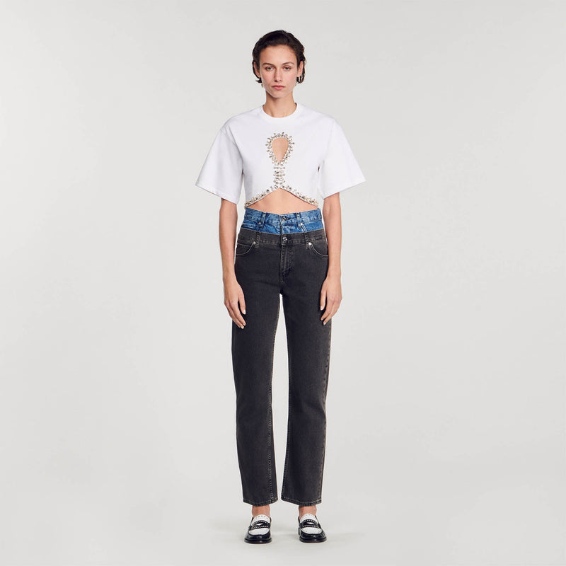 Camiseta corta con brillantes