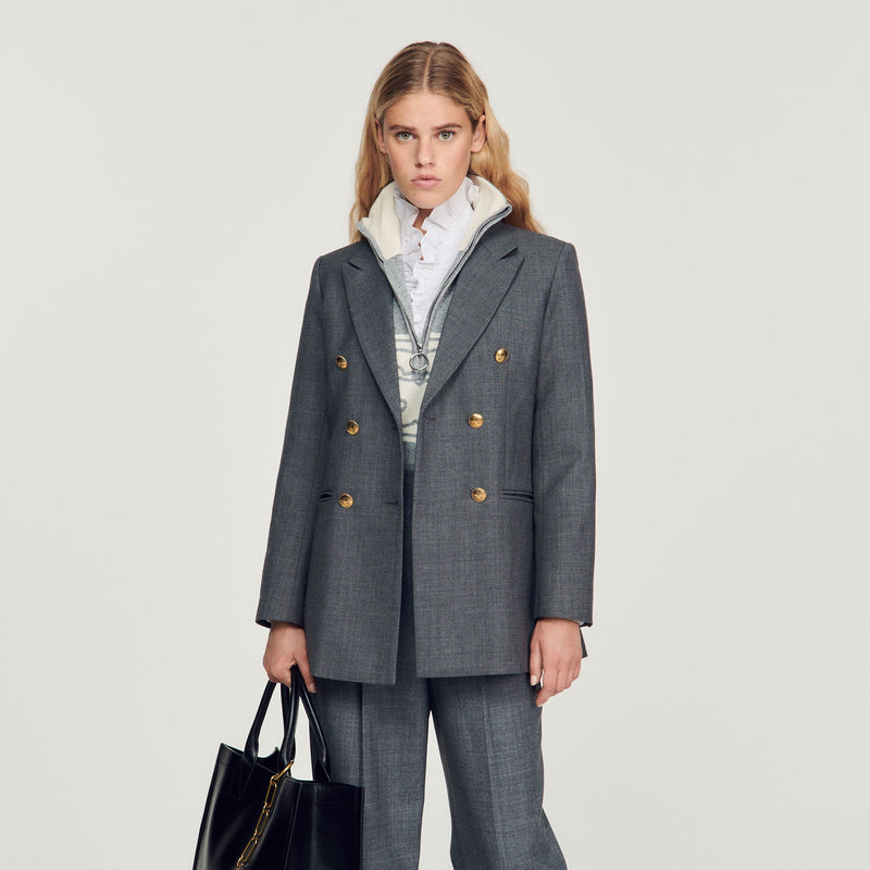 Chaqueta de sastre, botonadura cruzada