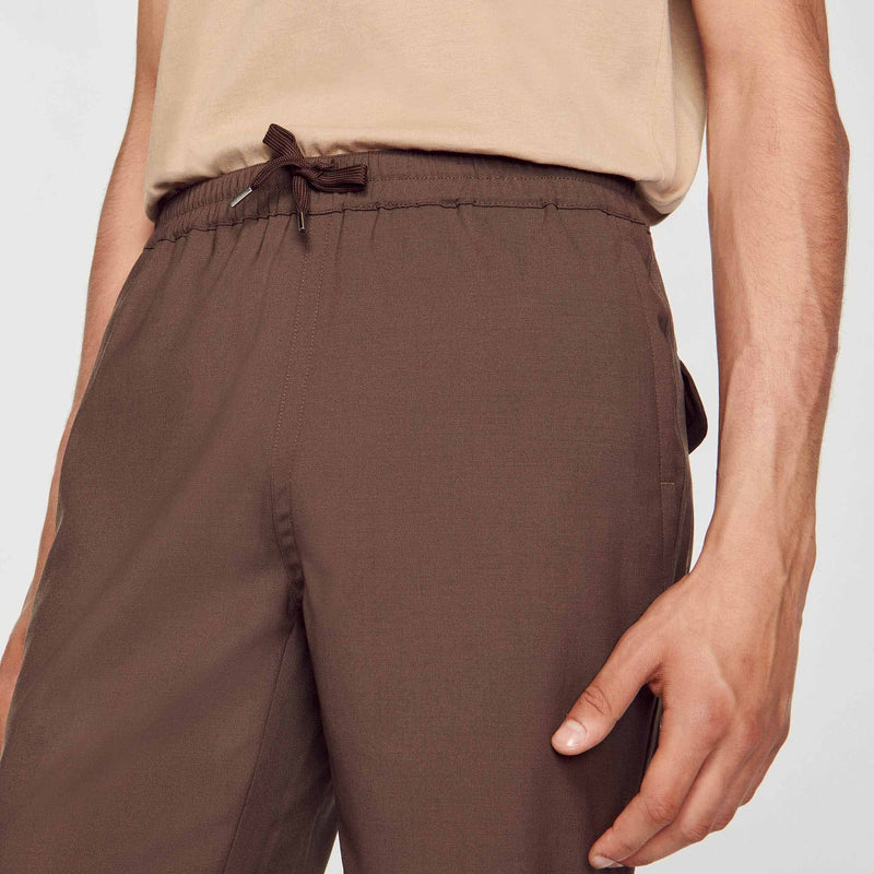 Sandro | Pantalón corto elástico para hombre.