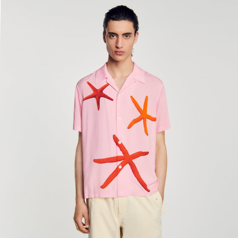 Camisa con estampado de estrellas de mar