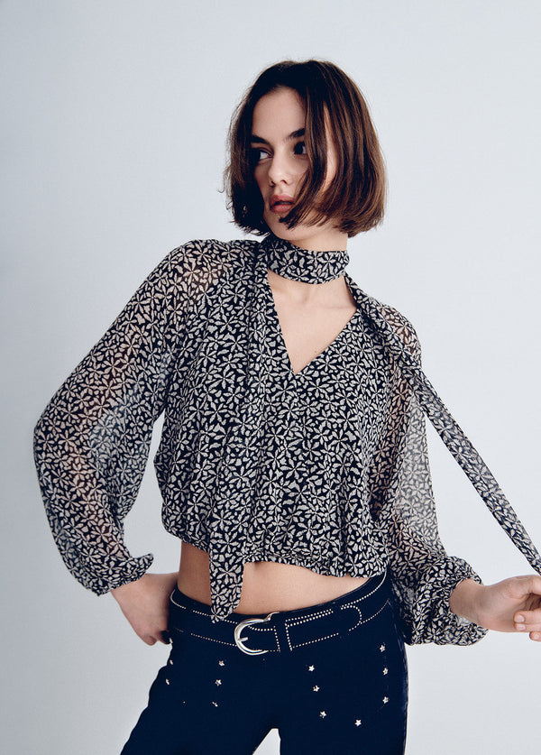 Blusa estampada pañuelo Negro