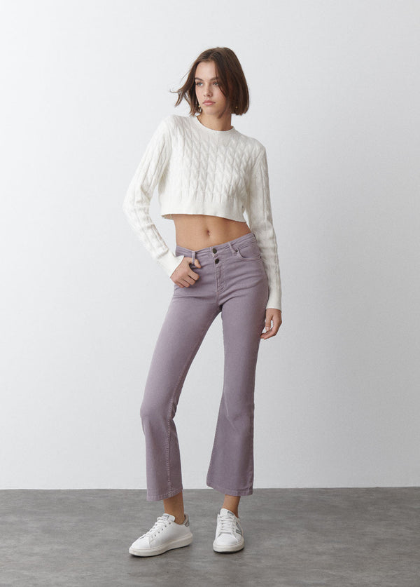 Pantalón cropped acampanado botones Lila