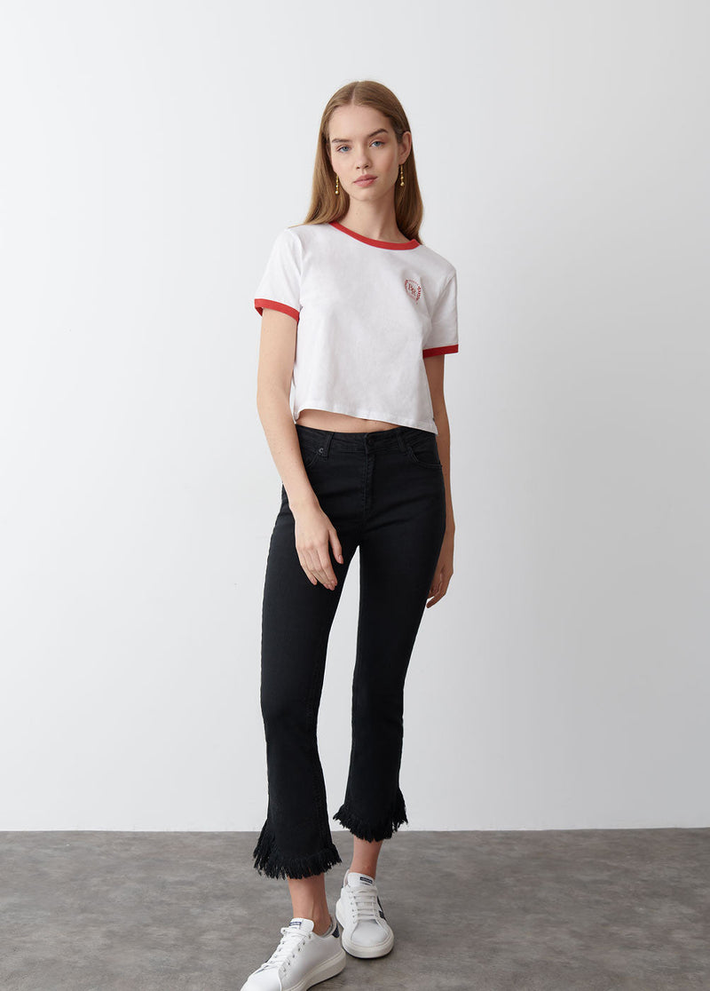 Pantalón bajo desflecado