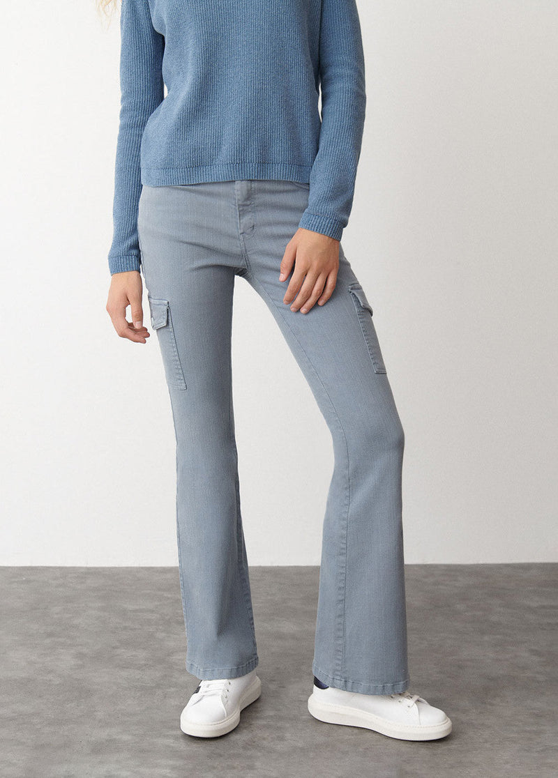 Pantalón campana cargo