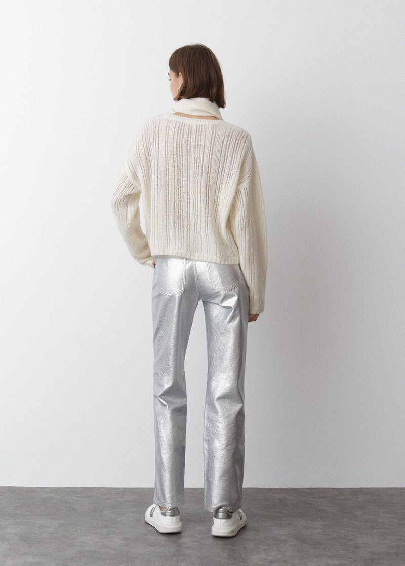 Pantalón metalizado efecto piel Plata