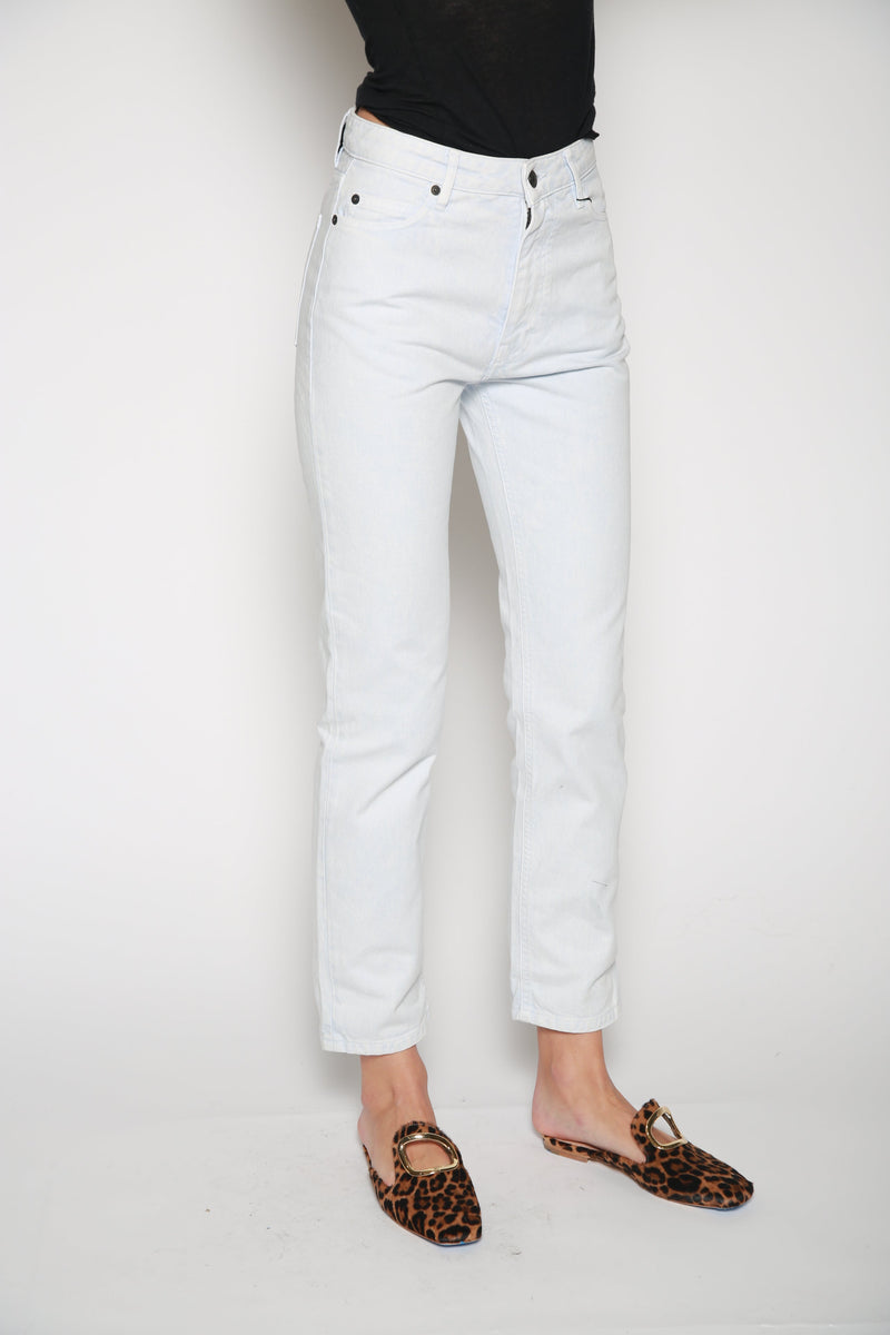 Jeans Straight Fit Azul Claro