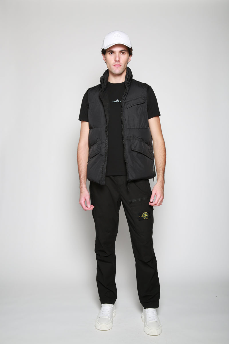 Stone Island | Chaleco Sleeveless Jacket Negro. 