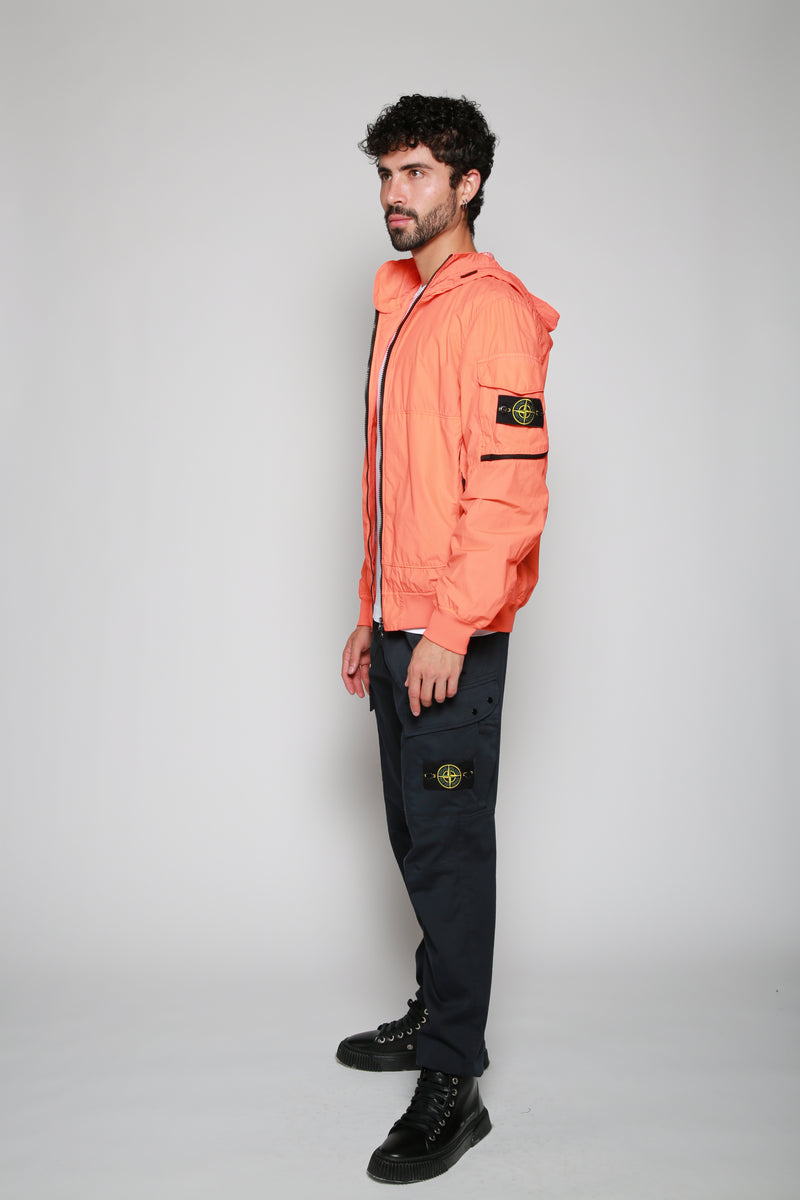 Stone Island | Chamarra Naranja. 