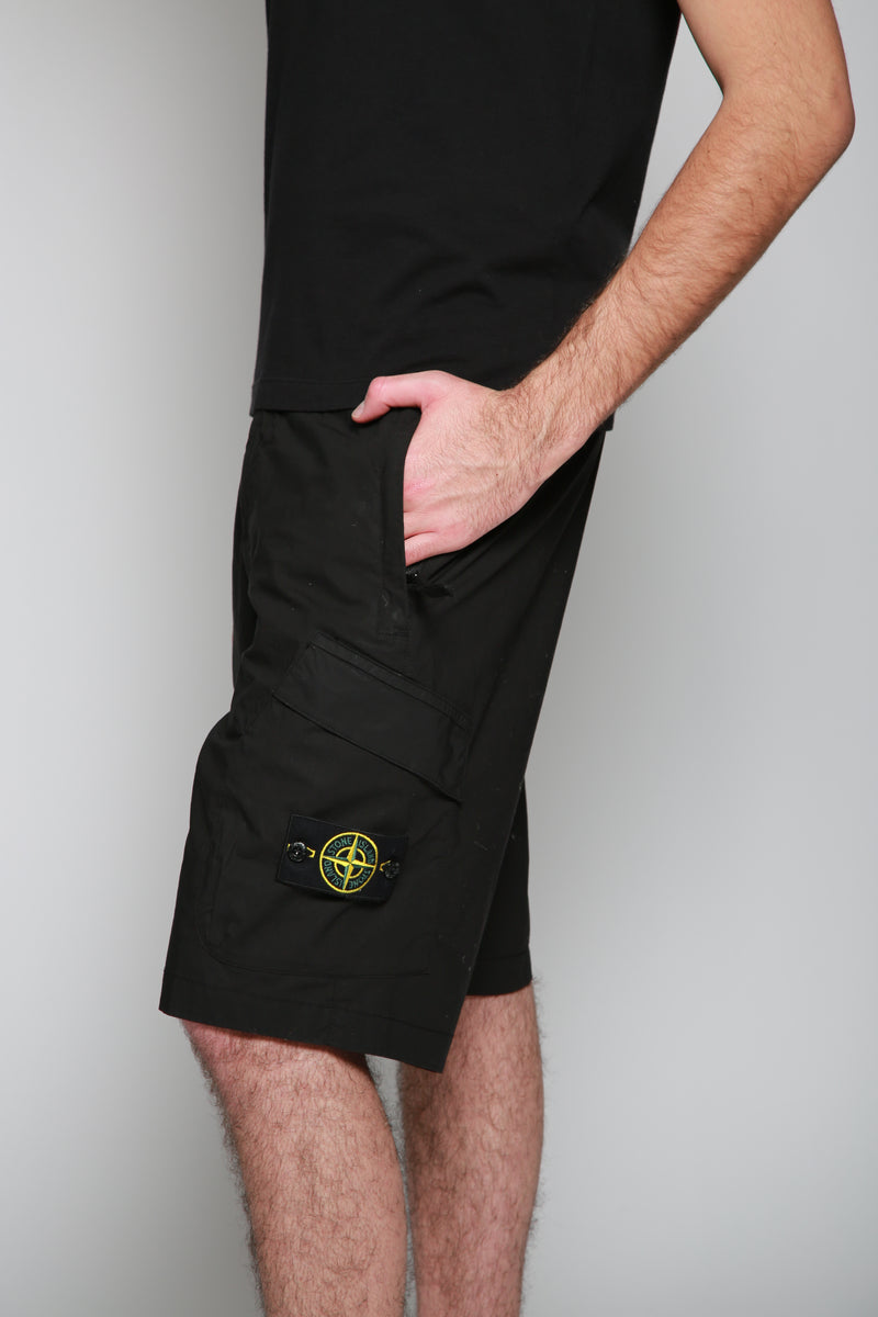Bermudas Negro