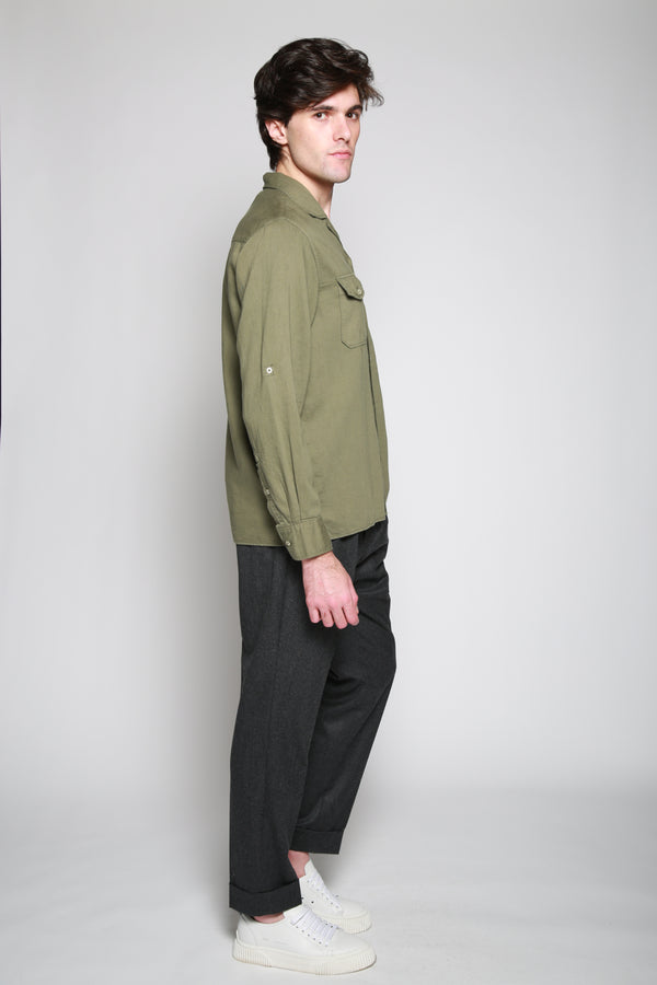 Officine Générale | Camisa Woven Eric Pgmt Dye Olivo. 