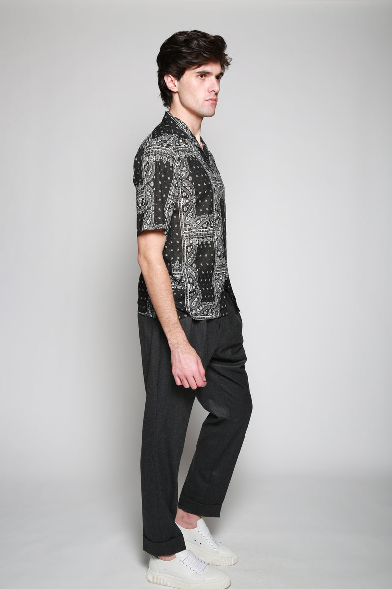 Officine Générale | Camisa Negro. 