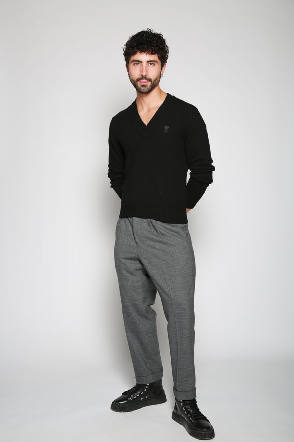 Ami Paris | Sweater Tonal Small Vneck Negro. 