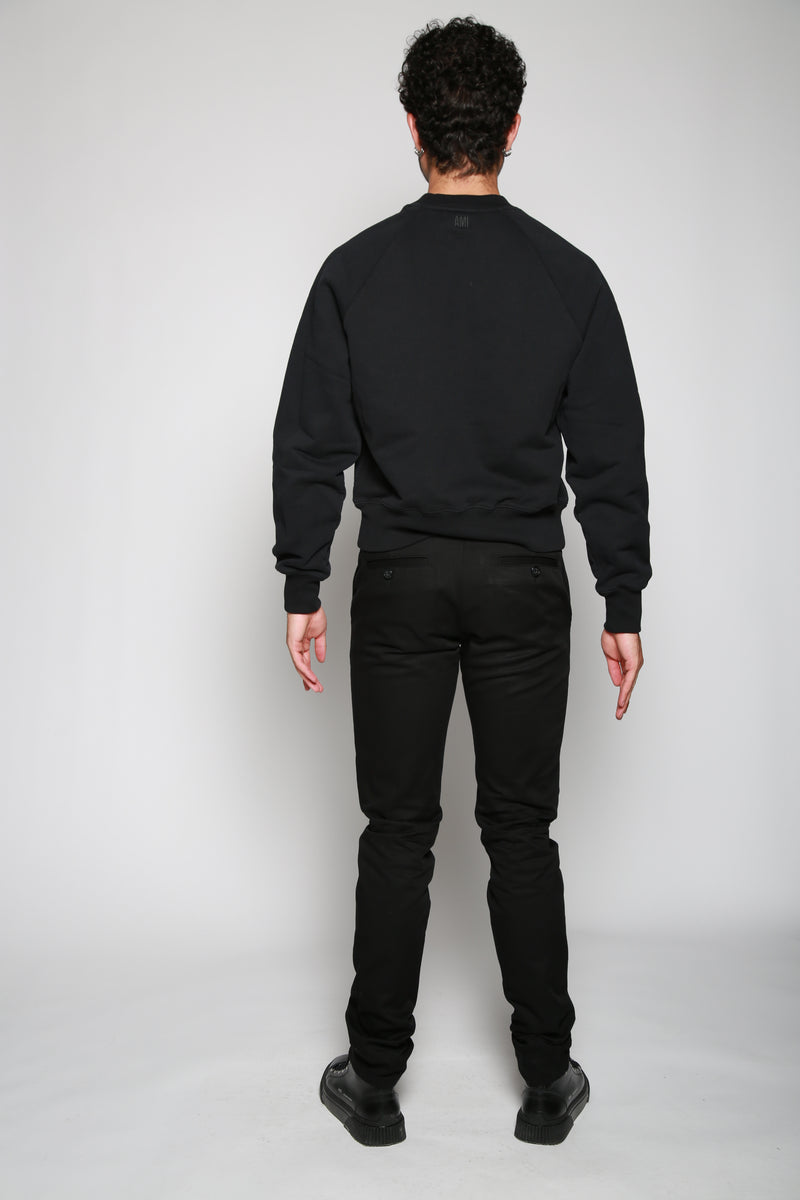 Ami Paris | Pantalón Casual Cigarette Fit Chino Negro. 