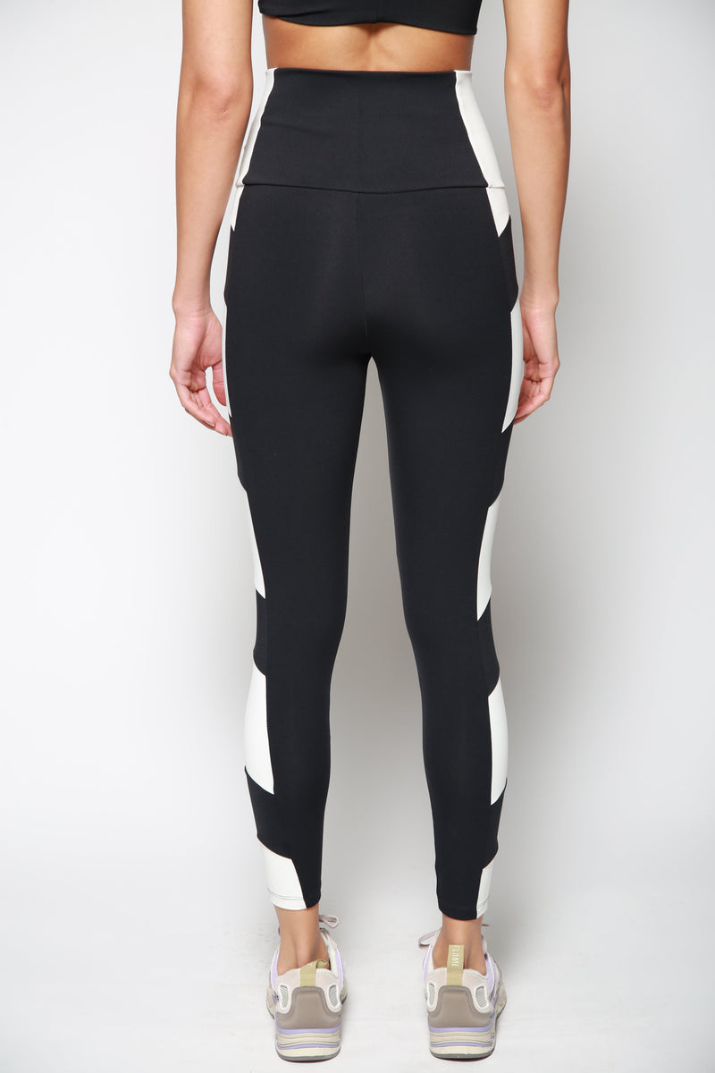 Leggings Single Arrow Negro