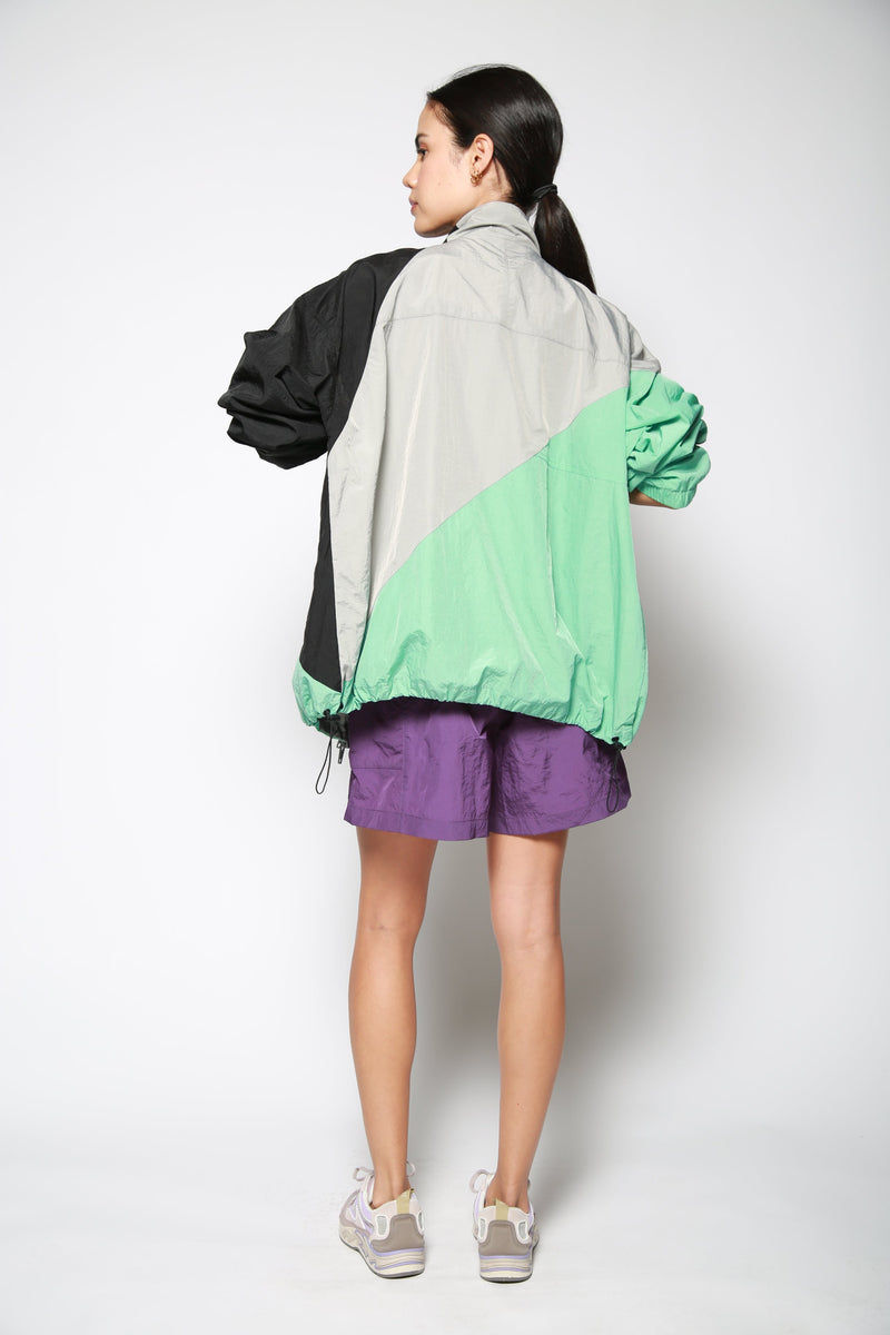 Chamarra Washed Nylon Gris