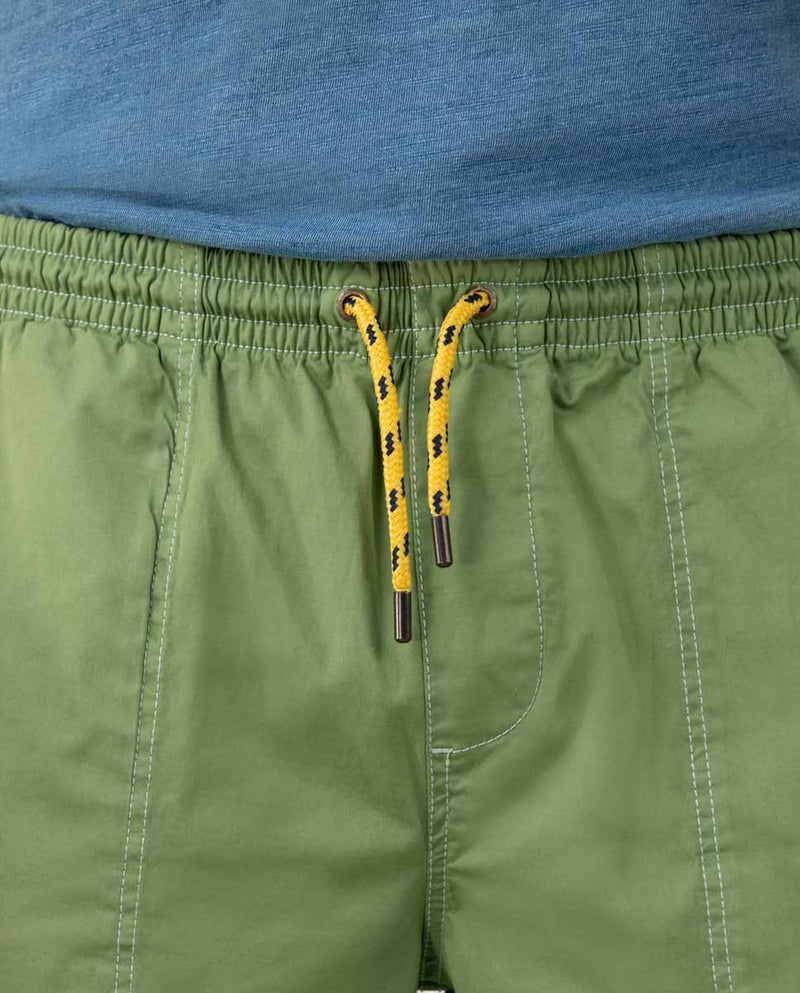 Bermudas Verde Trekking Verde