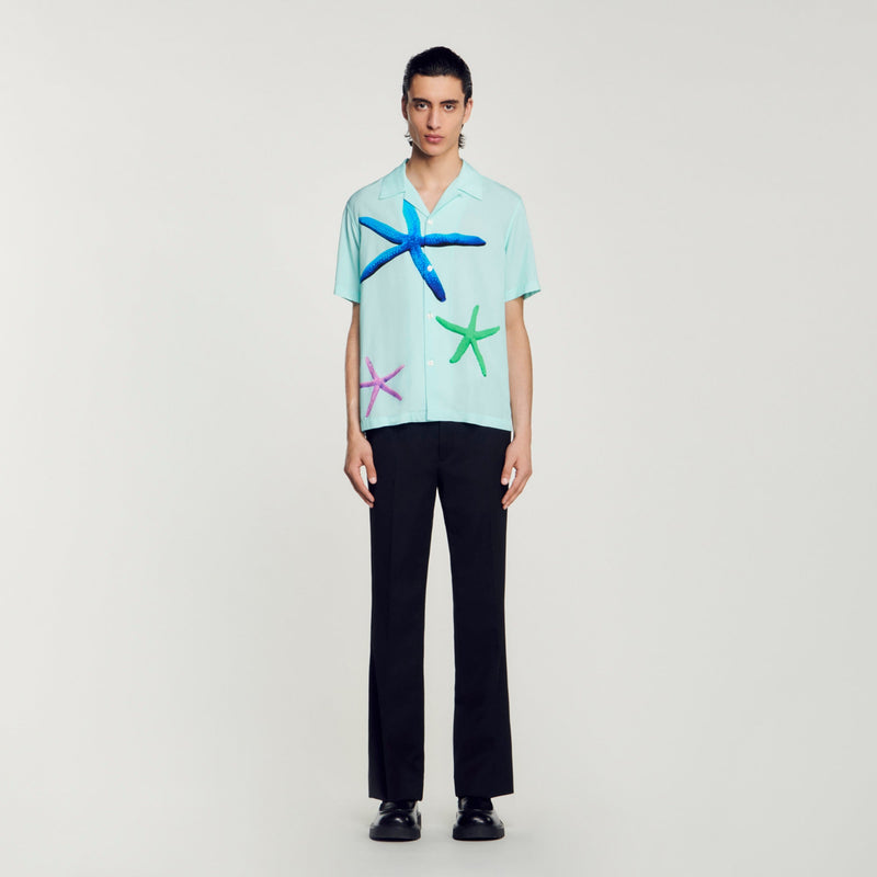 Sandro | Camisa con estampado de estrellas de mar para hombre. 